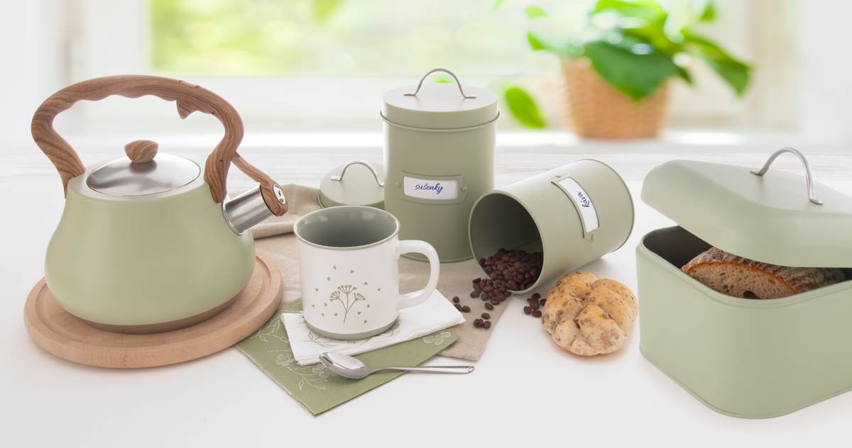 GREENISH V OKOUZLUJÍCÍM ZELENÉM TÓNU