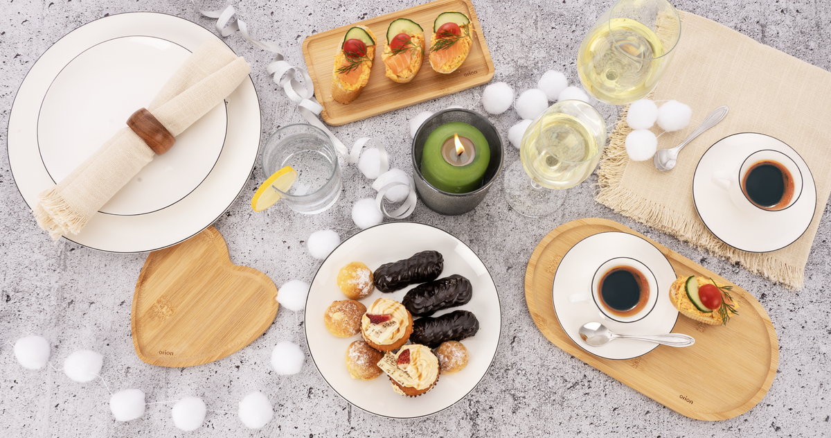 SVÁTEČNÍ STOLOVÁNÍ: JAK VYTVOŘIT SLAVNOSTNÍ TABULI S&nbsp;ELEGANCÍ I&nbsp;NÁPADEM