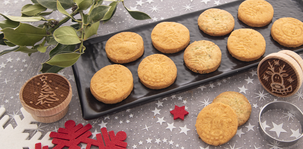 RAZÍTKOVÉ SUŠENKY S PARMAZÁNEM