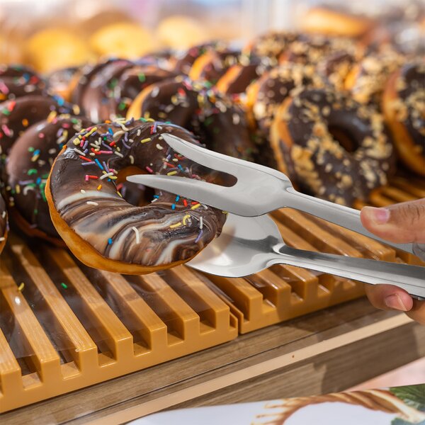 Servírovací kleště