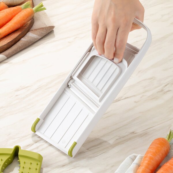 Kráječ-struhadlo Flat