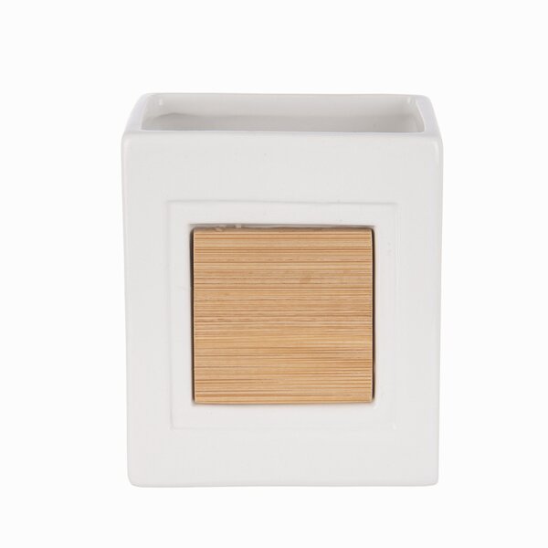 Držák na zubní kartáčky