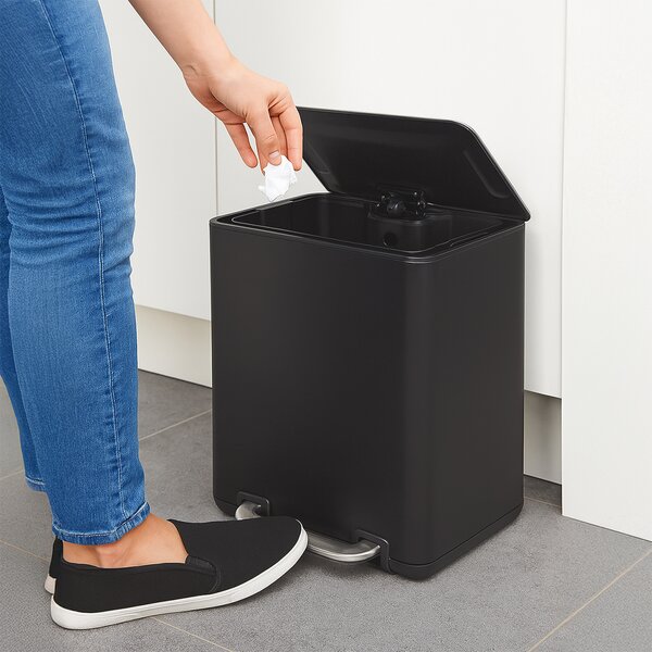 Odpadkový koš BLACK 20 l