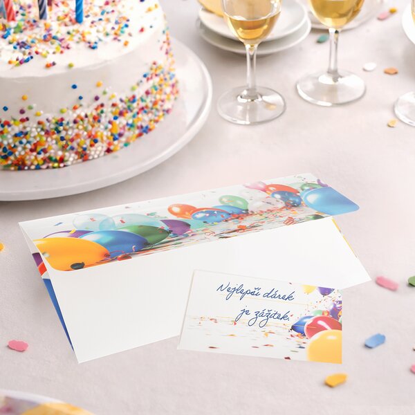 Papírová obálka balónky s vloženou kartičkou