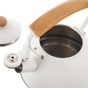 Čajník s píšťalou WHITELINE 2,9 l