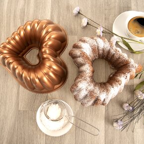 Forma na pečení Marissa bábovka srdce 28,5x26,5 cm