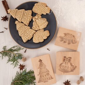 Formička vytlačovaný STROMEK