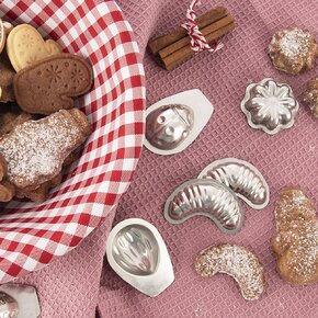 Formička na pečení ořechy  20 ks