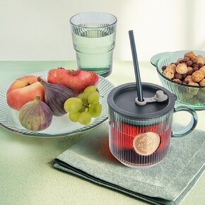 Hrnek s víčkem a brčkem VERDE 0,35 l