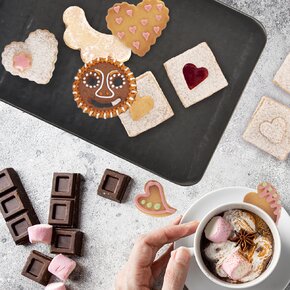 Vykrajovačka čtverec srdíčko