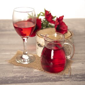 Džbán s měrkou 0,25 l