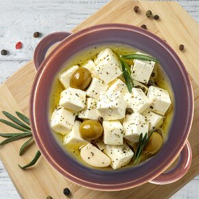 Sádlák s víkem 0,7 l