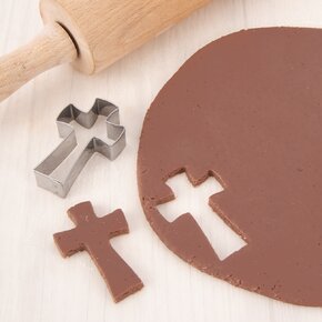 Vykrajovačka kříž