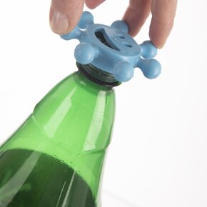 Otvírák na PET láhve