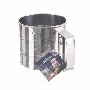 Mechanické síto na mouku a cukr