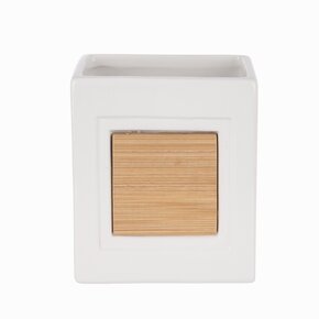 Držák na zubní kartáčky